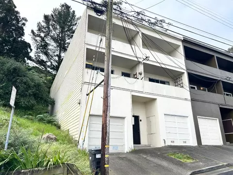 Templeton Ave, Daly City, CA 94014