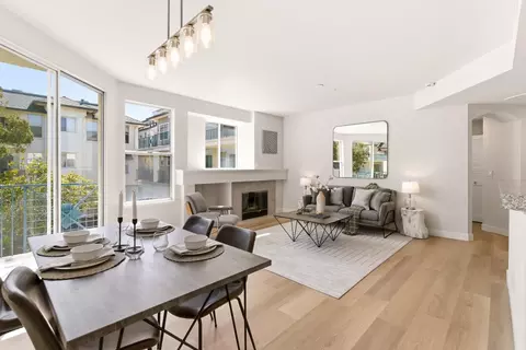 601 Baltic Cir 627, Redwood City, CA 94065