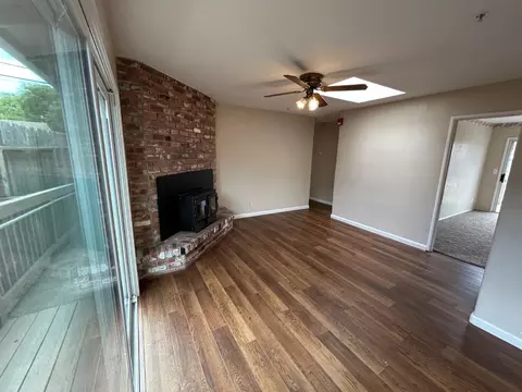 Living - 14 Madonna Dr, Salinas, CA 93906 photo 4 of 4