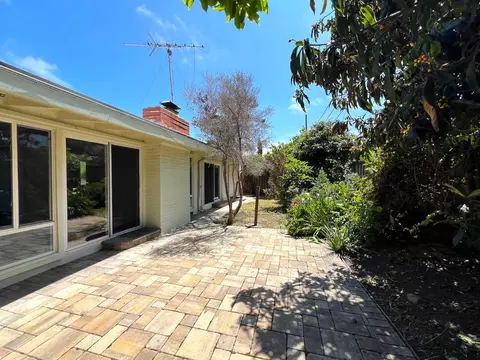 Exterior - 183 Thompson Sq, Mountain View, CA 94043 photo 8 of 11