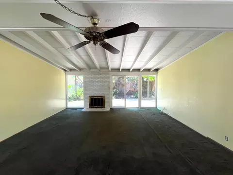 Living - 183 Thompson Sq, Mountain View, CA 94043 photo 4 of 6
