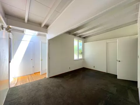 Bedroom - 183 Thompson Sq, Mountain View, CA 94043 photo 1 of 4