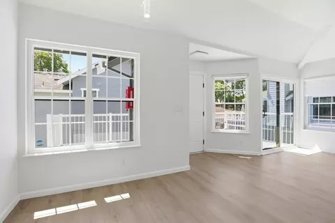 1920 Vista Cay, San Mateo, CA 94404
