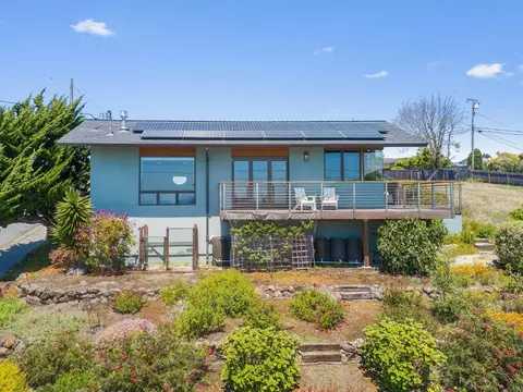 402 Arroyo Seco, Santa Cruz, CA 95060