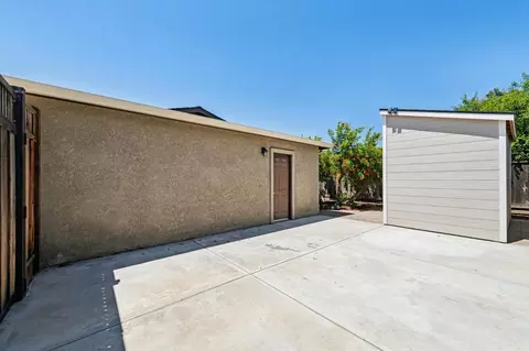 Exterior - 6467 Mirabeau Dr, Newark, CA 94560 photo 7 of 10
