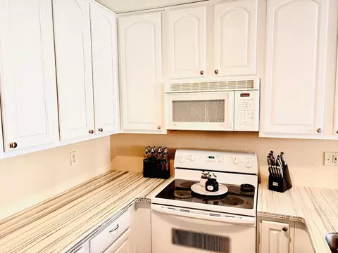 614 Devlin Ct, San Jose, CA 95133 photo 4