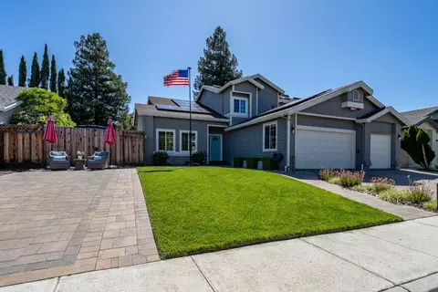 15915 La Escuela Ct, Morgan Hill, CA 95037
