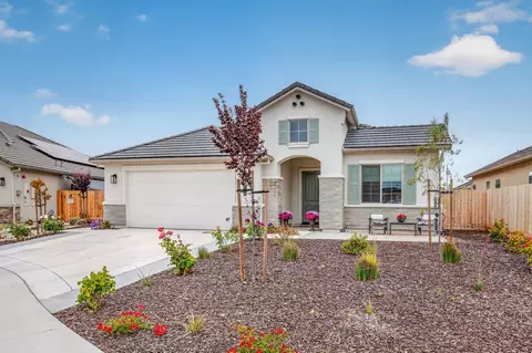 945 Cambria Ct, Hollister, CA 95023
