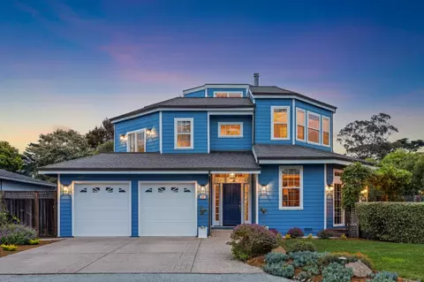 47 Alameda Ave, Half Moon Bay, CA 94019