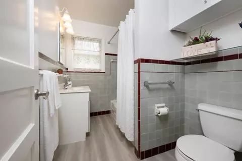 Bath - 471 E Angus Ave, San Bruno, CA 94066 photo 1 of 1