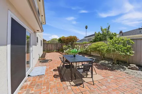 Exterior - 416 Camden Rd, Alameda, CA 94501 photo 5 of 8