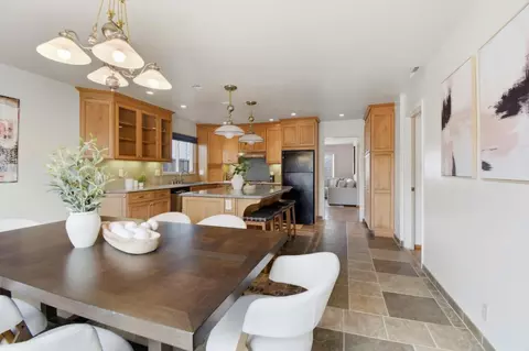 Dining - 416 Camden Rd, Alameda, CA 94501 photo 3 of 4