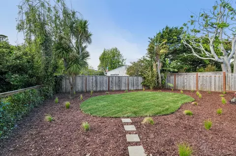 Exterior - 898 Standish Rd, Pacifica, CA 94044 photo 7 of 14