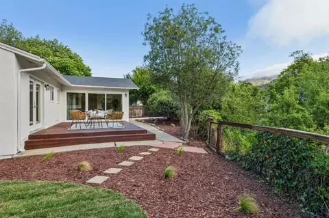 Exterior - 898 Standish Rd, Pacifica, CA 94044 photo 11 of 14
