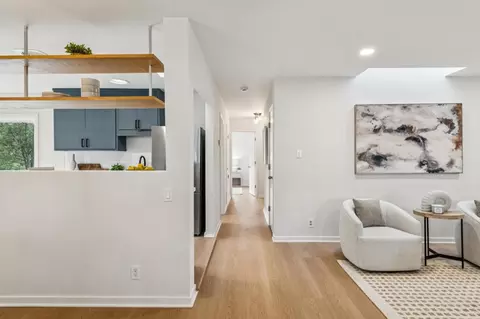 Entry Way - 898 Standish Rd, Pacifica, CA 94044 photo 3 of 5