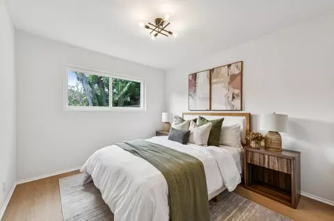Bedroom - 898 Standish Rd, Pacifica, CA 94044 photo 5 of 6