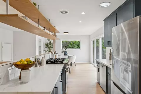Kitchen - 898 Standish Rd, Pacifica, CA 94044 photo 1 of 5