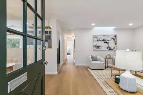 Entry Way - 898 Standish Rd, Pacifica, CA 94044 photo 2 of 5