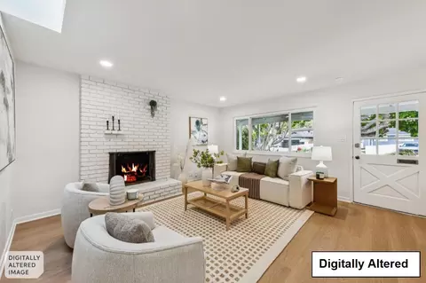 Living - 898 Standish Rd, Pacifica, CA 94044 photo 3 of 4