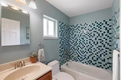 Bath - 930 Glenview Dr, San Bruno, CA 94066 photo 4 of 4