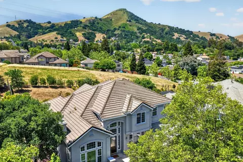 16655 Glenn Canyon Ct, Morgan Hill, CA 95037