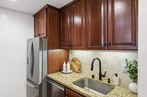 Kitchen - 4100 George Ave 3, San Mateo, CA 94403 photo 2 of 2