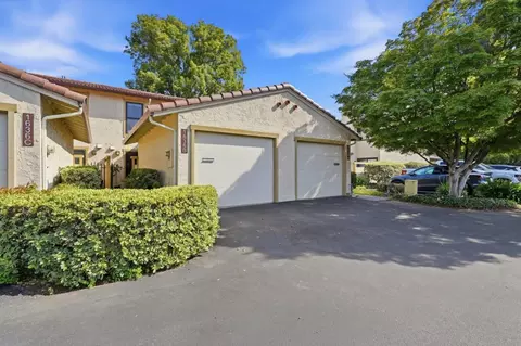 1636 Branham Ln B, San Jose, CA 95118