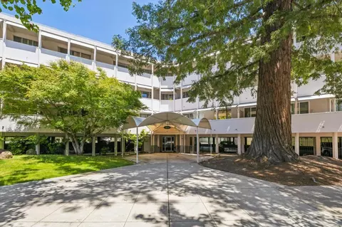 1515 Arc Way 305, Burlingame, CA 94010