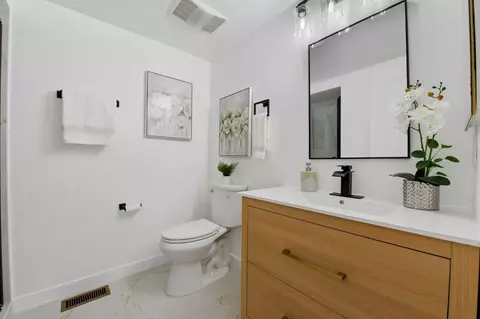 Bath - 513 Glenmoor Cir, Milpitas, CA 95035 photo 1 of 3