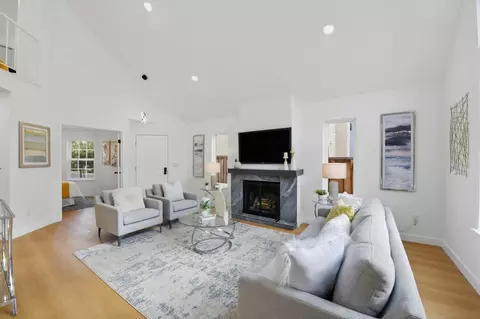Living - 513 Glenmoor Cir, Milpitas, CA 95035 photo 2 of 3