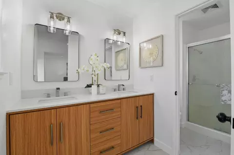 Bath - 513 Glenmoor Cir, Milpitas, CA 95035 photo 2 of 3
