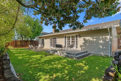Exterior - 391 Danube Dr, Aptos, CA 95003 photo 2 of 6