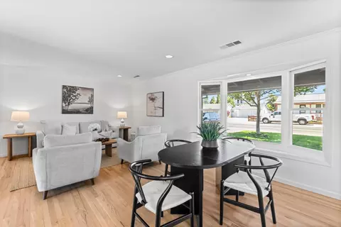 Dining - 953 Kenneth Ave, Campbell, CA 95008 photo 4 of 4