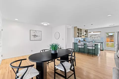Dining - 953 Kenneth Ave, Campbell, CA 95008 photo 2 of 4