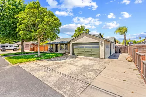 Exterior - 953 Kenneth Ave, Campbell, CA 95008 photo 6 of 20