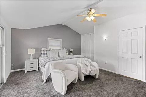 Bedroom - 953 Kenneth Ave, Campbell, CA 95008 photo 4 of 5