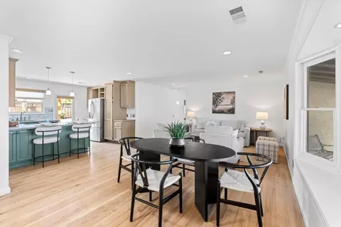 Dining - 953 Kenneth Ave, Campbell, CA 95008 photo 3 of 4