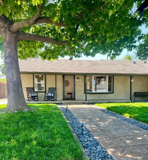 953 Kenneth Ave, Campbell, CA 95008