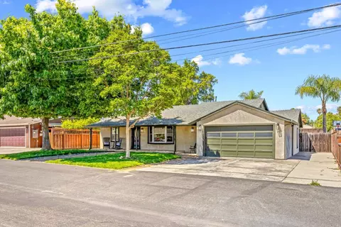 Exterior - 953 Kenneth Ave, Campbell, CA 95008 photo 2 of 20