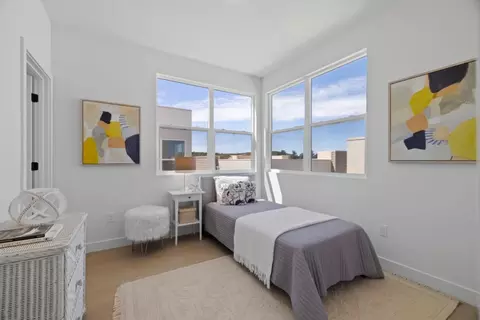 Bedroom - 835 Fassler Ave, Pacifica, CA 94044 photo 4 of 4