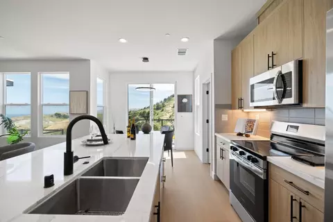 Kitchen - 819 Fassler Ave, Pacifica, CA 94044 photo 1 of 8