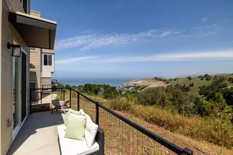 Exterior - 819 Fassler Ave, Pacifica, CA 94044 photo 2 of 5