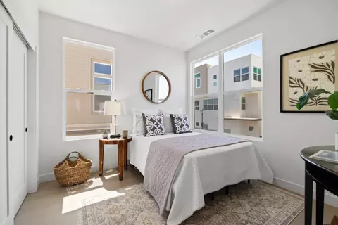 Bedroom - 819 Fassler Ave, Pacifica, CA 94044 photo 4 of 4