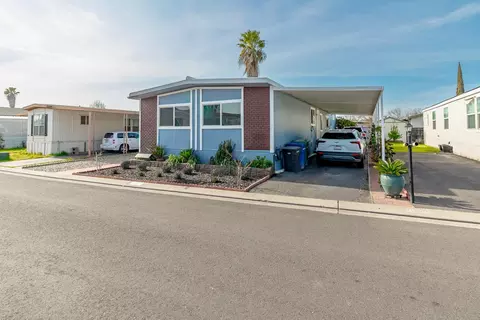 2621 Prescott Rd 242, Modesto, CA 95350