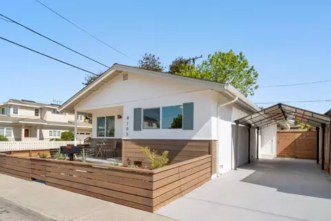 4705 Garnet St, Capitola, CA 95010