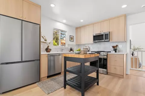Kitchen - 4705 Garnet St, Capitola, CA 95010 photo 1 of 5