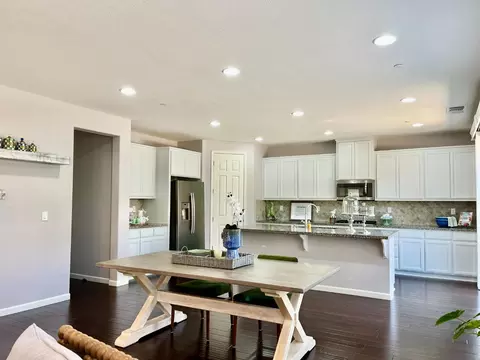 1015 Oak Brook Way, Gilroy, CA 95020 photo 13