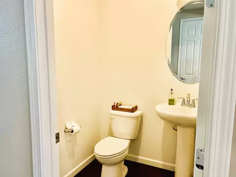 1015 Oak Brook Way, Gilroy, CA 95020 photo 7