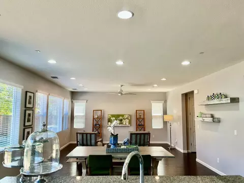 1015 Oak Brook Way, Gilroy, CA 95020 photo 17