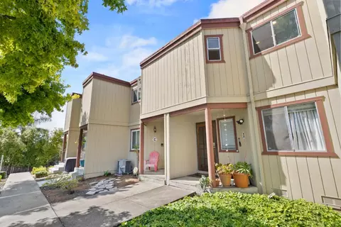 Other - 20917 Locust St D, Hayward, CA 94541 photo 1 of 10